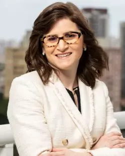 Foto Dra. Iara Debert